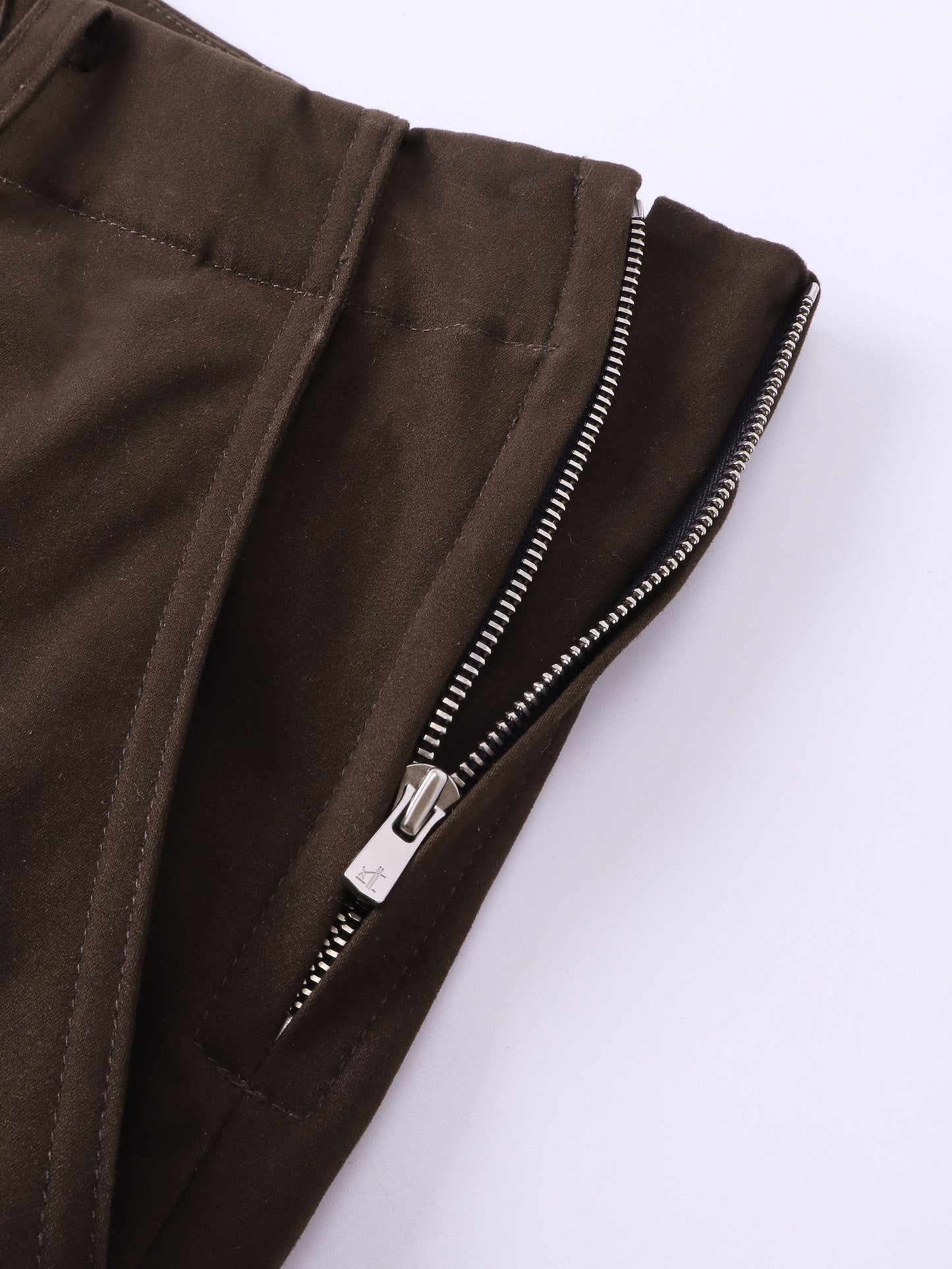Pleated Side-zip Cropped Pants Coffee